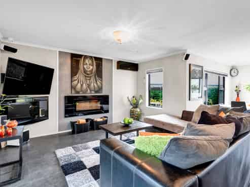 40 Redwood Crescent, Hurdon