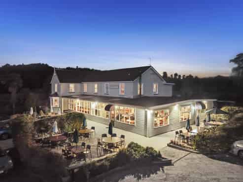 Become a part of history - Historic Inn for sale