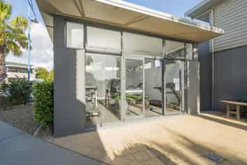 16/73 South Highway - Sovereign Pier, Whitianga