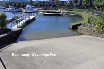 16/73 South Highway - Sovereign Pier, Whitianga