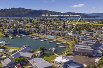16/73 South Highway - Sovereign Pier, Whitianga