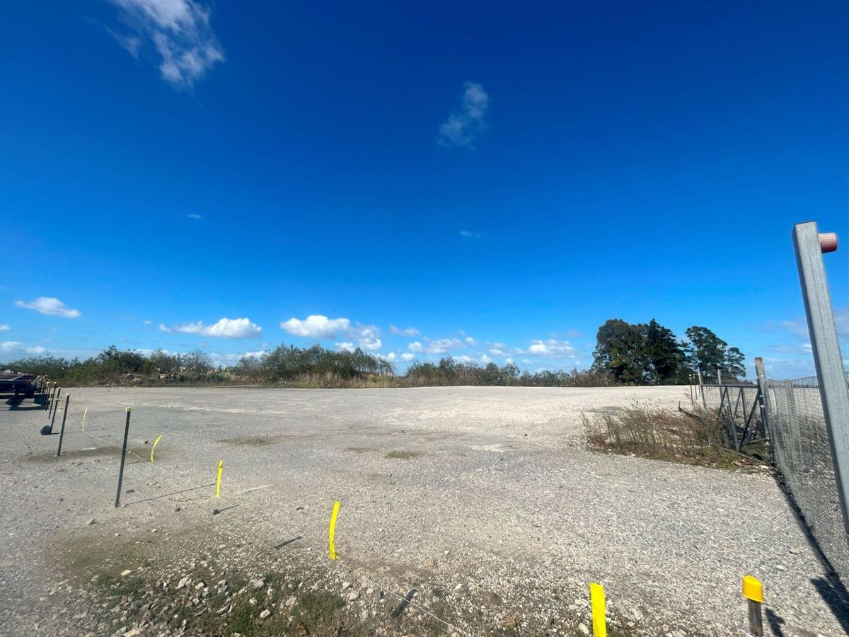 Versatile Onehunga Yard | 9,524 m²