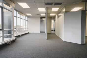 Versatile and Well Equipped Office | 250m2