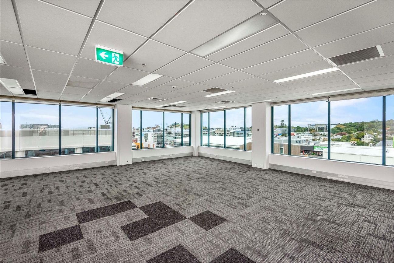 CBRE - Outstanding Value and Location - Aanzicht 3