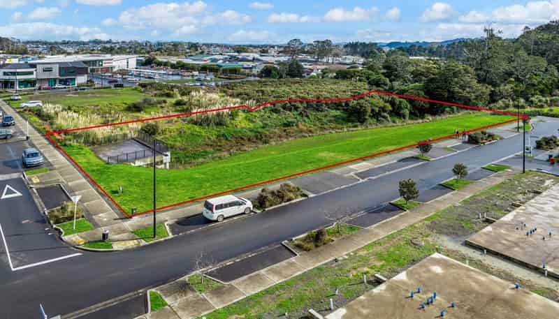 31 and 35 Honowai Street, Kumeu