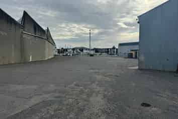 Ahuriri workshop and yard for lease