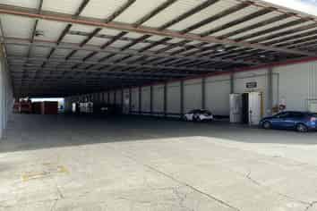 Spacious Warehouse for Lease