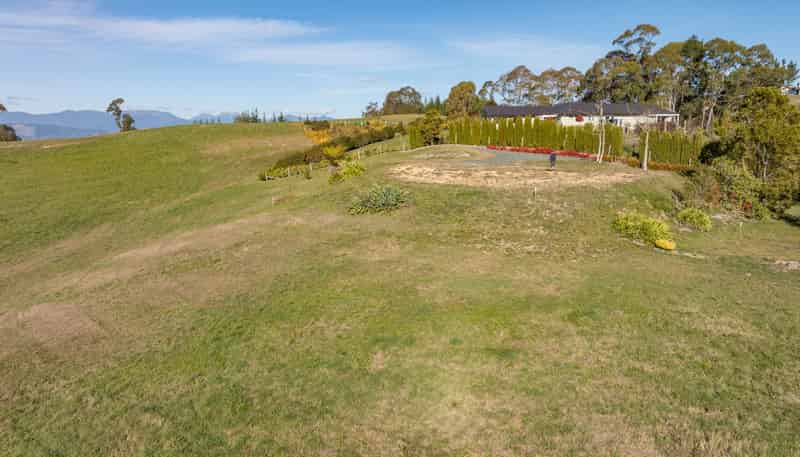 167 Dominion Road, Mahana