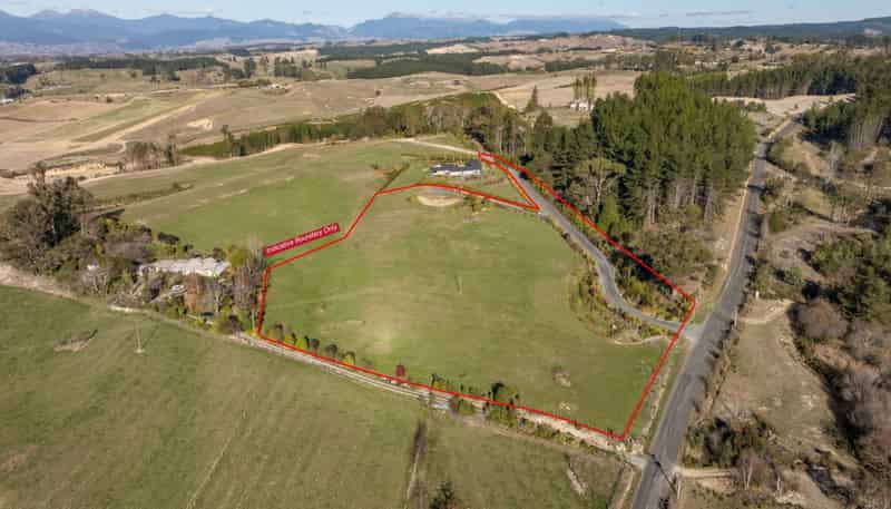 167 Dominion Road, Mahana
