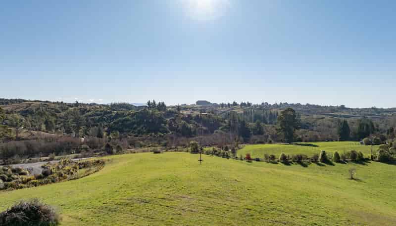 167 Dominion Road, Mahana