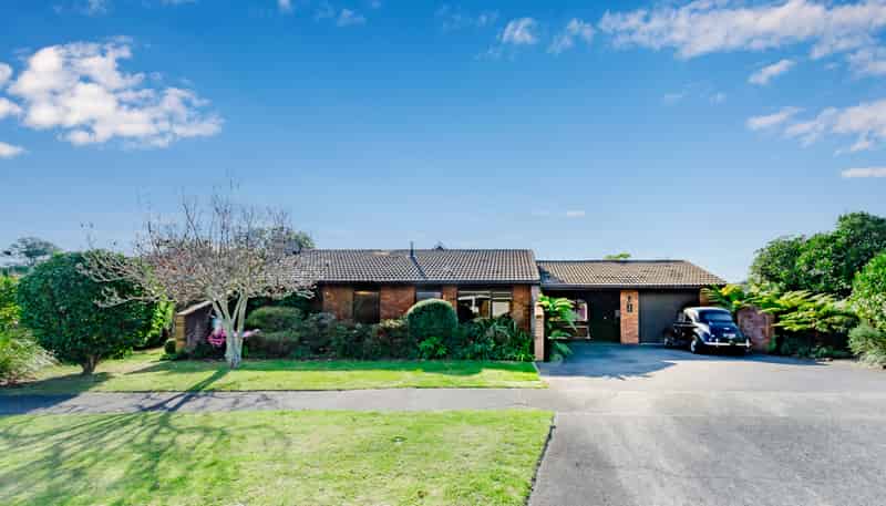 1 Manu Grove, Waikanae