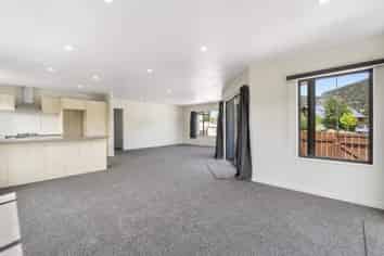 25 Sherwin Ave , Albert Town