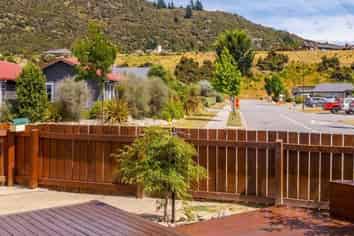 25 Sherwin Ave , Albert Town