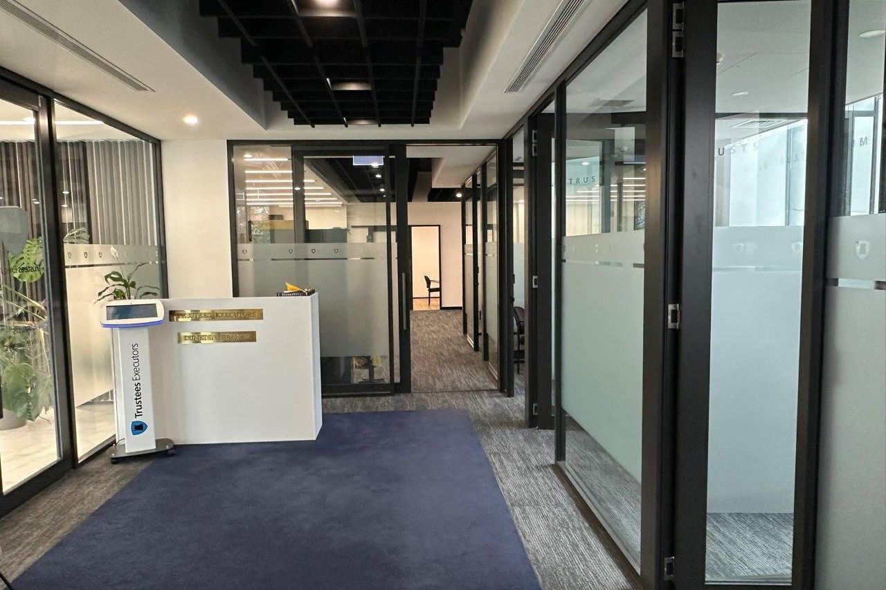 Premium Octagon Ground Floor Tenancy - Vista 6