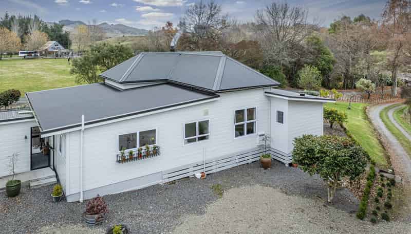 19 Kenderdine Road, Elsthorpe