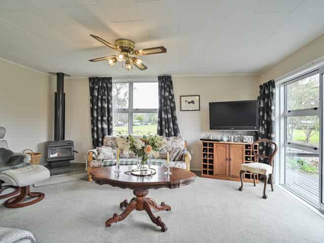 19 Kenderdine Road, Elsthorpe