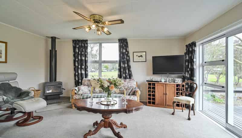 19 Kenderdine Road, Elsthorpe