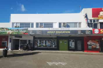 Retail/office – two levels
