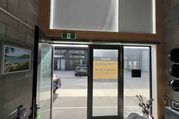 Lyall Bay Junction - Free gym membership!
