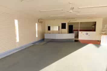 Well Positioned Versatile Commercial Space