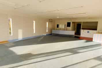 Well Positioned Versatile Commercial Space