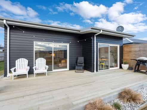 1261 Coast Road, Karitane