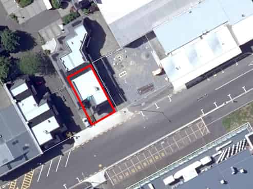 Versatile Office Premises in Central City 