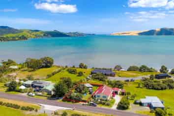 29 Koutu Point Road, OPONONI