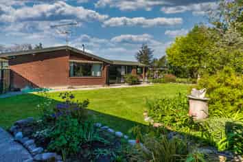 4 Matai Place, Oxford