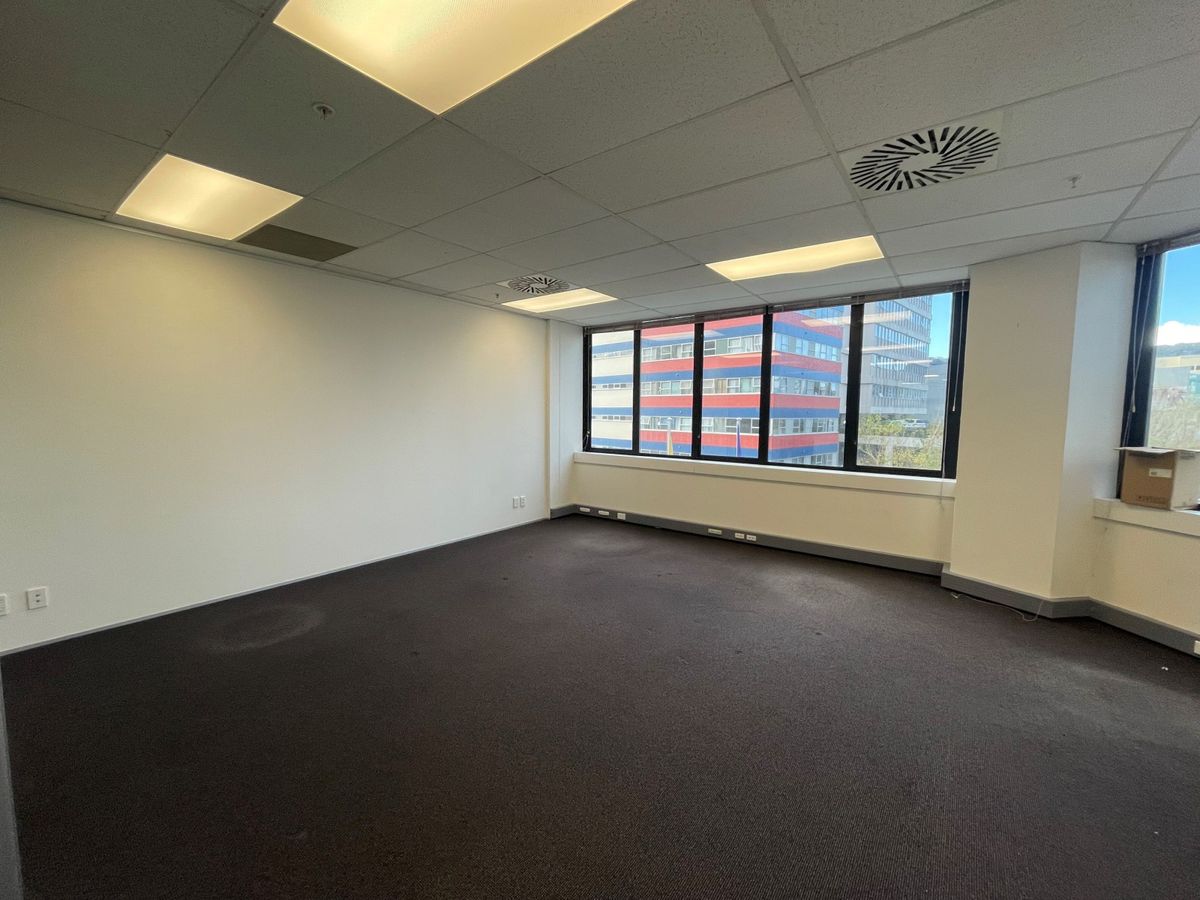 Functional Office Suite - 106sqm – pohled 3