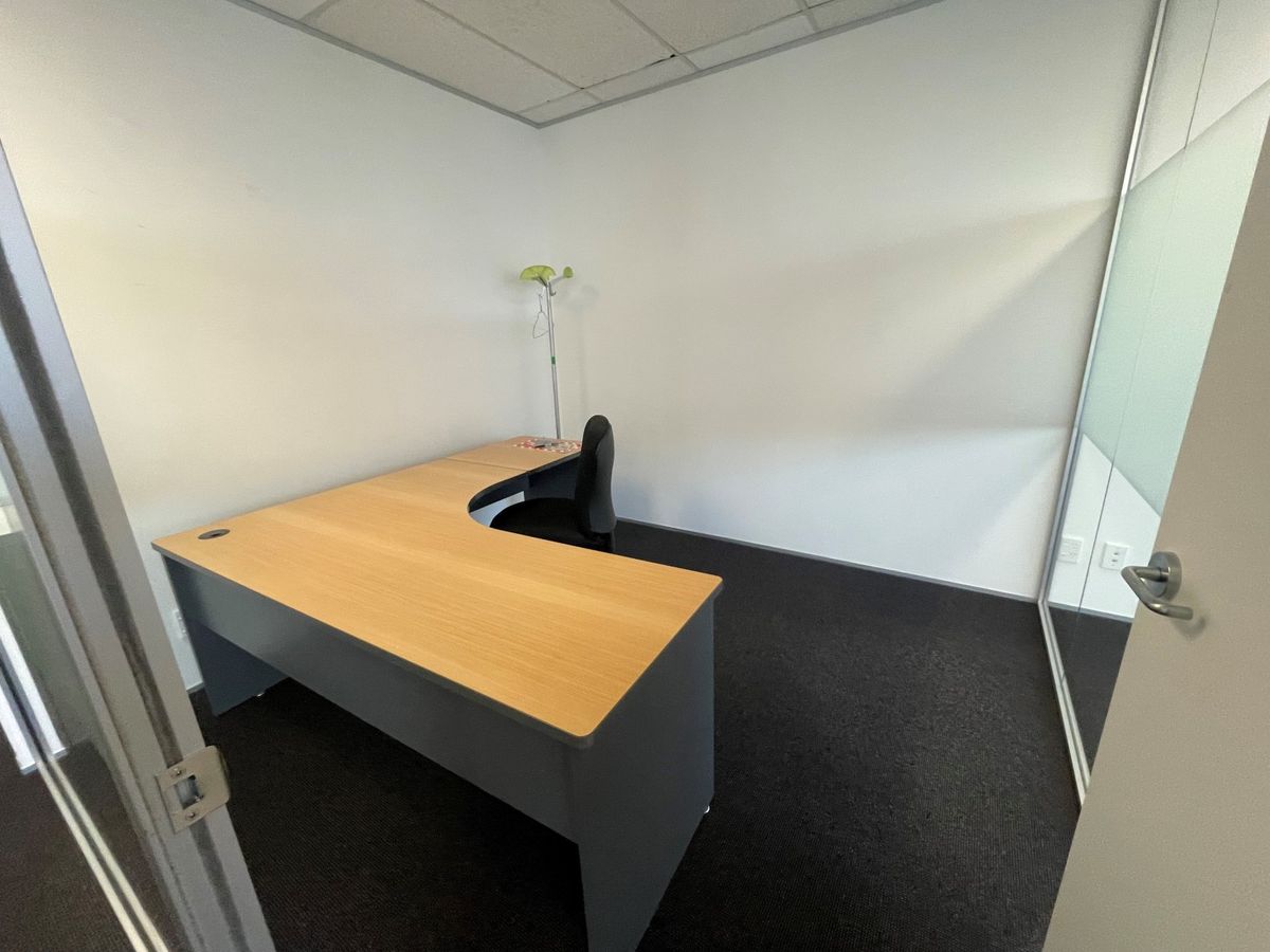 Functional Office Suite - 106sqm – další