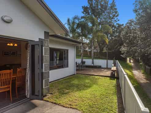 31 Meadow Vale, Coastlands