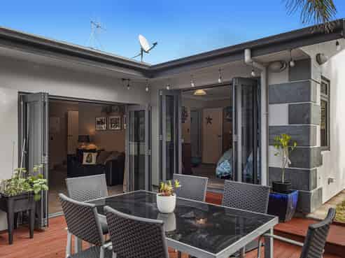 31 Meadow Vale, Coastlands