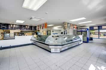 Retail Shop for Lease