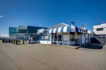 Retail Shop for Lease