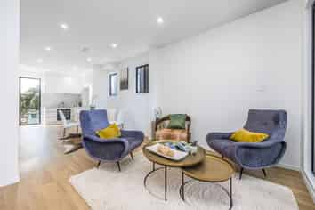 3/54 Taharoto Road, Takapuna