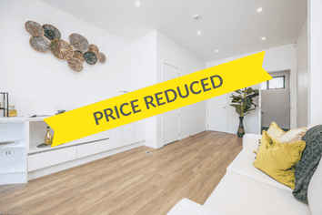 4/54 Taharoto Road, Takapuna