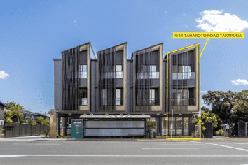 4/54 Taharoto Road, Takapuna