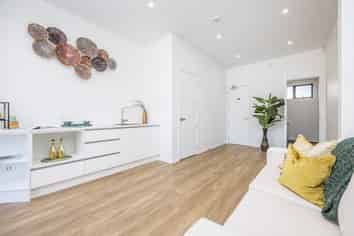 3/54 Taharoto Road, Takapuna