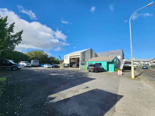 Sought after leasing location!