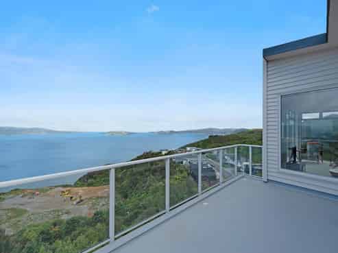 28 Bennett Grove, Newlands