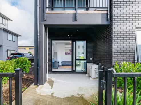 G10/28C Eileen Newey Place, Henderson