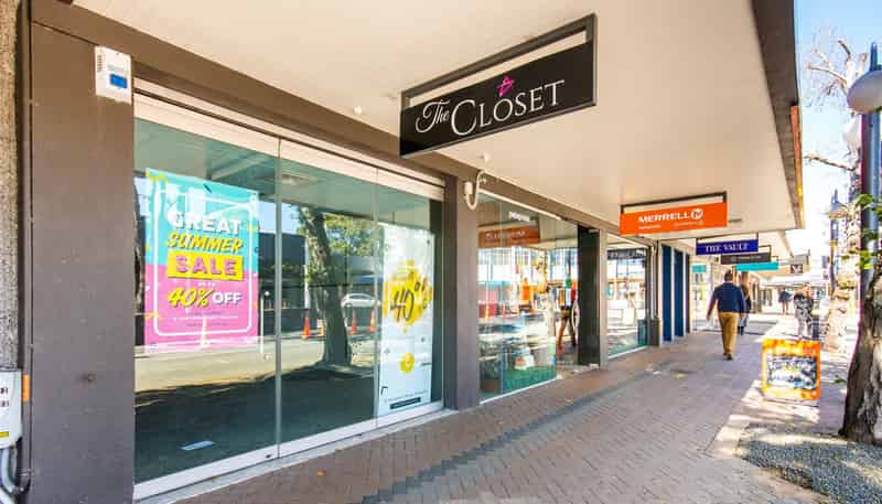 13 Hurstmere Road, Takapuna