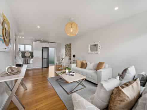 8/418 Sandringham Road, Sandringham