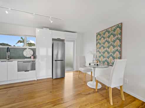 8/418 Sandringham Road, Sandringham