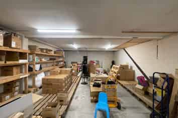 COMMERCIAL FREEHOLD LOT + BUSINESS FOR SALE!!