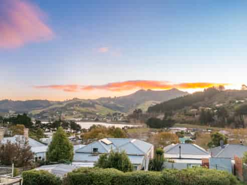32 Magnetic Street, Port Chalmers
