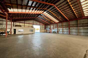 1,575sqm High Stud Warehouse For Lease