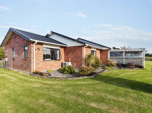 567 Smart Road, Hillsborough