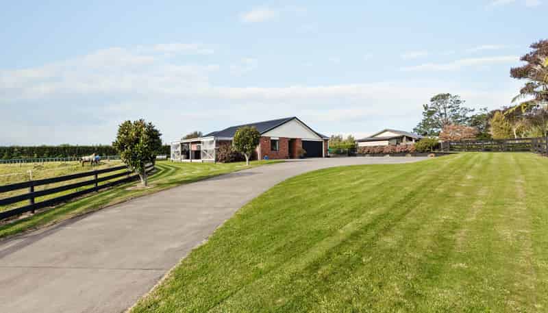 567 Smart Road, Hillsborough